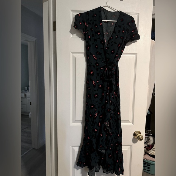 Animal print dress - Picture 1 of 3